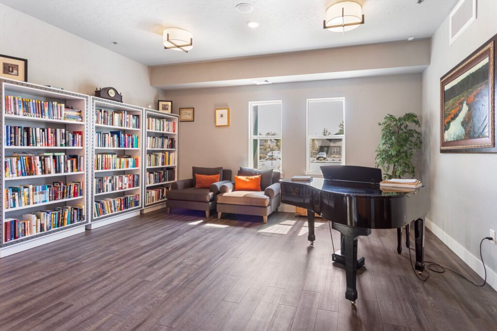 23_3123_S_Titanium_Ave_Meridian_ID_83642_USA-Living_room-_22A9722 - Pointe at Meridian